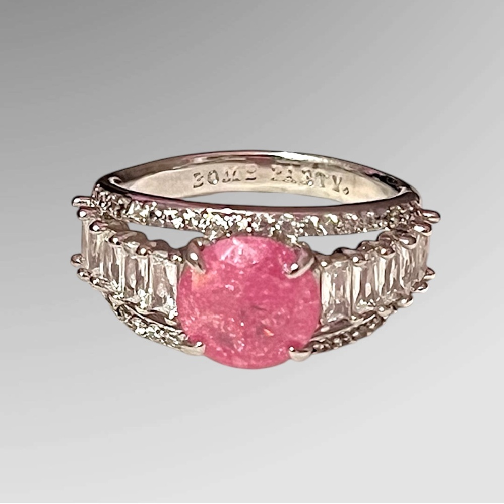 Bomb Party Can’t Hold Me Down Pink Ice Crystal Silver Ring Size 8.5 RG69981